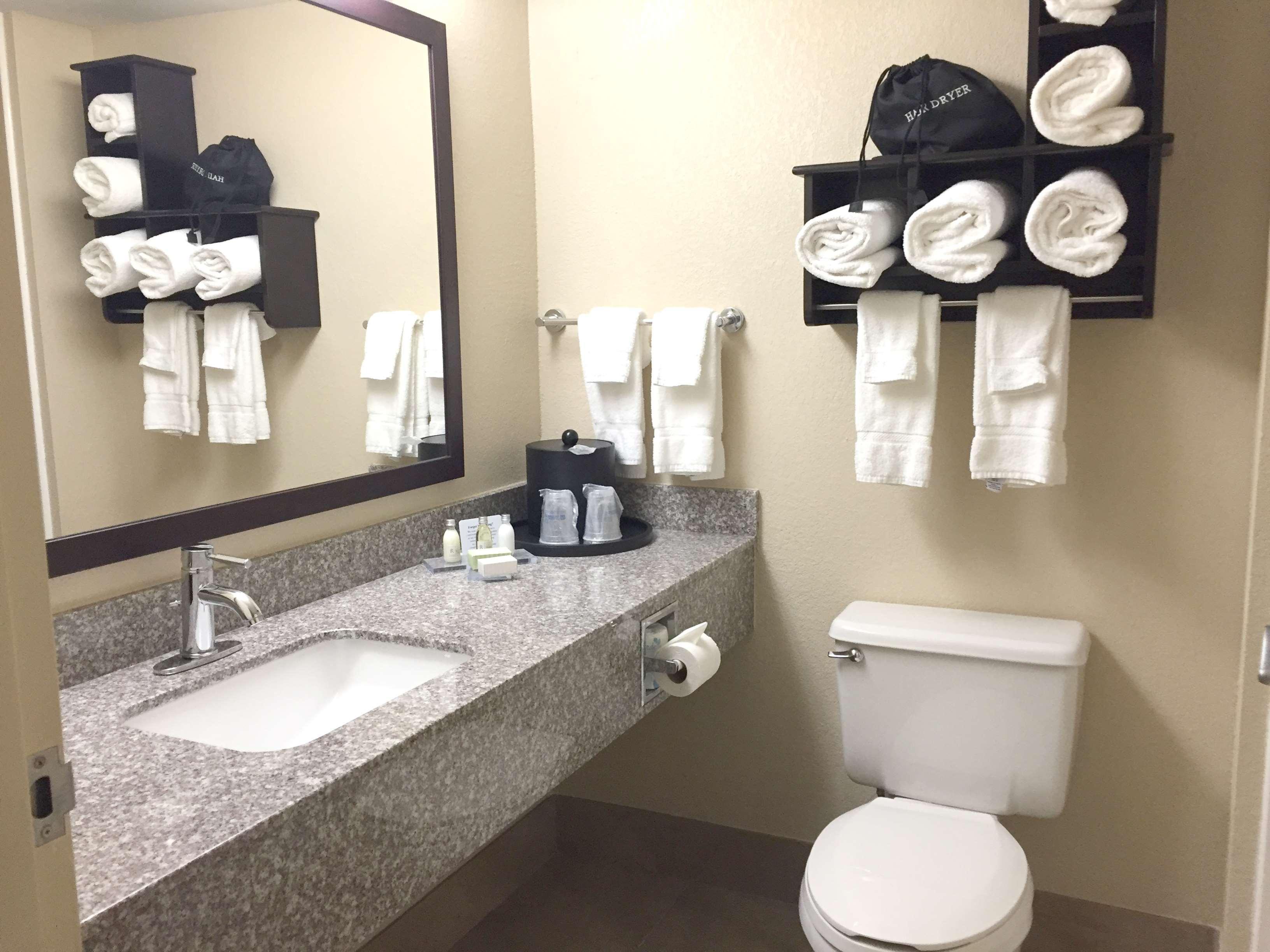 Best Western Plus Birmingham Inn&Suites Exterior foto
