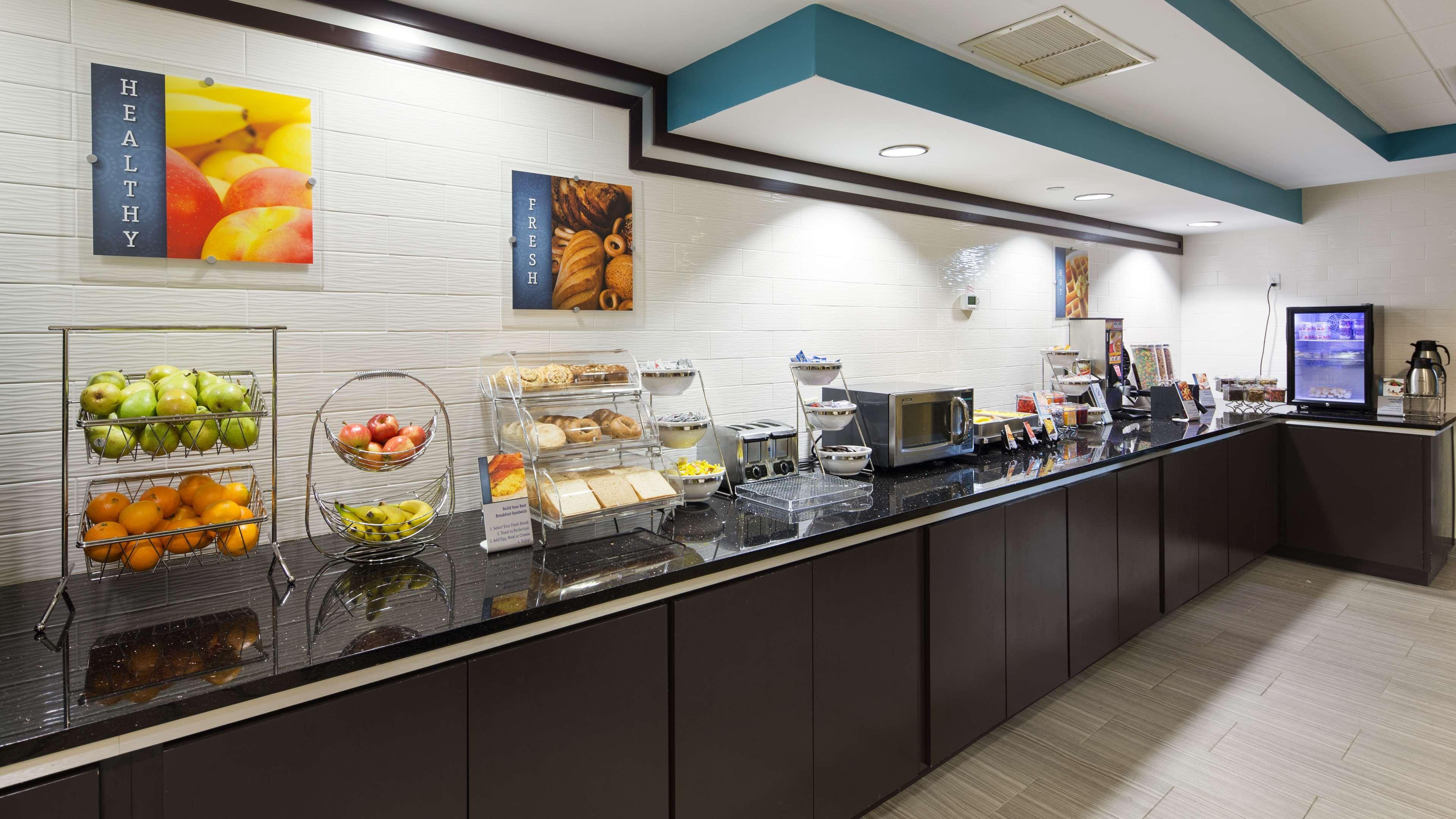 Best Western Plus Birmingham Inn&Suites Exterior foto